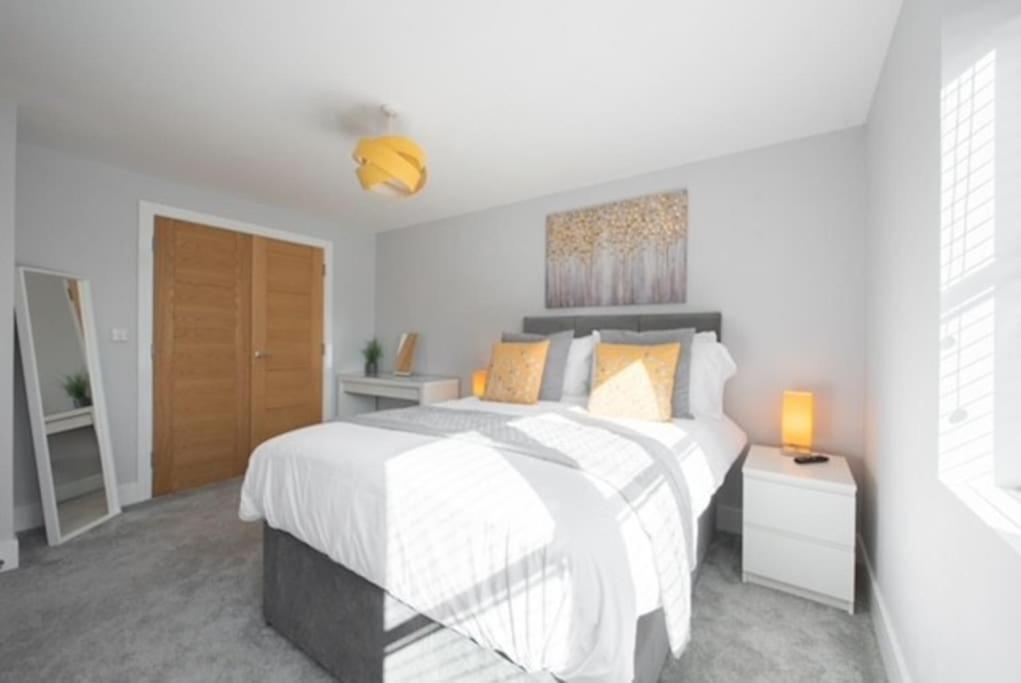 Beautiful, Spacious 1 Bed Flat Brentwood Exteriér fotografie
