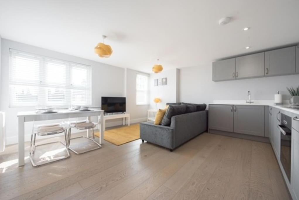 Beautiful, Spacious 1 Bed Flat Brentwood Exteriér fotografie
